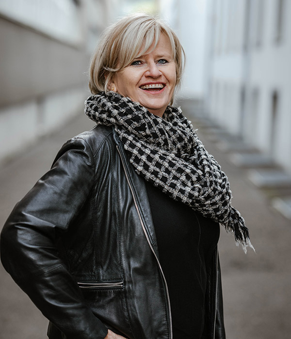 Coiffure Nathalie Unterägeri | Team | Coiffeuse Brigitte